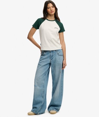 Essential Logo Retro T-Shirt Image 3