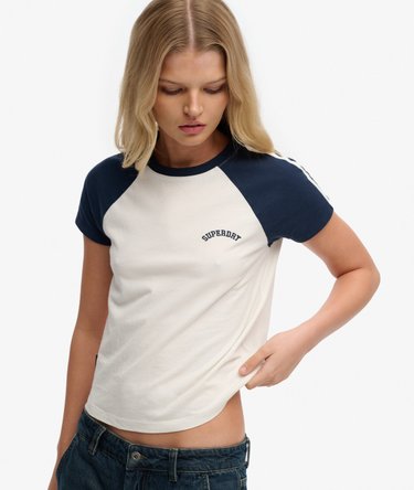Essential Logo Retro T-Shirt Image 2