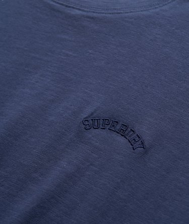 Verwaschenes T-Shirt mit Essential Logo Image 6