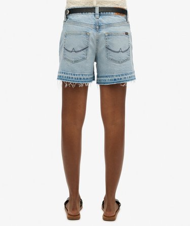 Avklippta shorts med medelh&ouml;g midja Image 3