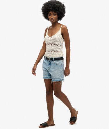 Avklippta shorts med medelh&ouml;g midja Image 4