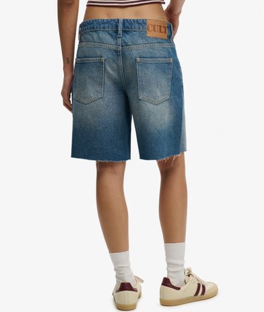 Mid Rise Baggy Shorts Image 4