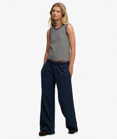 Jogging Essential Logo Coupe Large Image 1