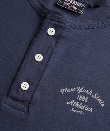 Haut &agrave; manches longues Athletic Essentials avec boutons Image 6