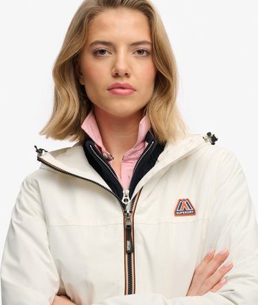 Essential Tri Windbreaker Jacket Image 4