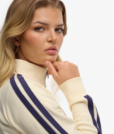 Sweat zipp&eacute; Essential Logo Image 2