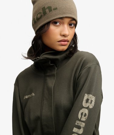 Bench Funnel Track Top Image 4