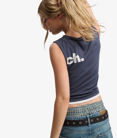 Bench Fitted Layer Tank Vest Image 4