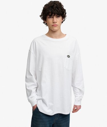 Lang&auml;rmliges T-Shirt mit Tasche Image 2