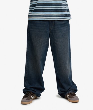Oversized Rigid Washed Jeans Image 2