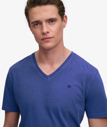 Classic Cotton Linen V-Neckline T-Shirt Image 4