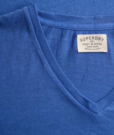 Classic Cotton Linen V-Neckline T-Shirt Image 6