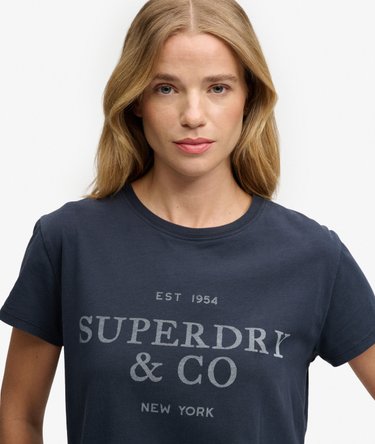 Luxe Casual Classic T-shirt Image 4