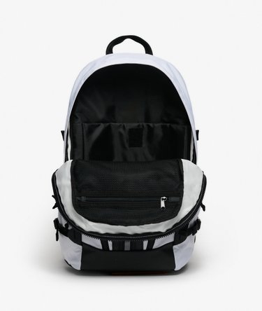 Outdoor 32L Backpack Image 3