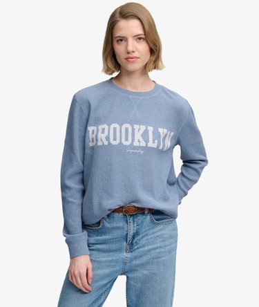 Athletic Essential Graphic Longsleeve Image 1