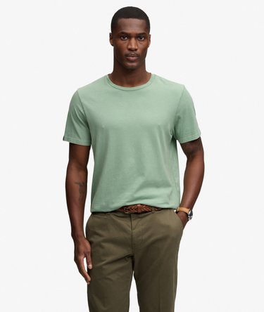 Classic Essential T-Shirt Image 1