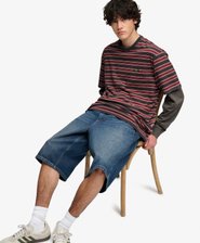 Oversized T-Shirt mit Streifen