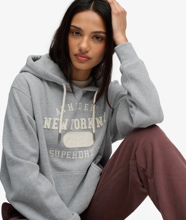 Athletic Essential Applique Lyhennetty Huppari Image 2