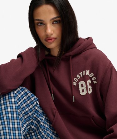Athletic Essential Applique Lyhennetty Huppari Image 2
