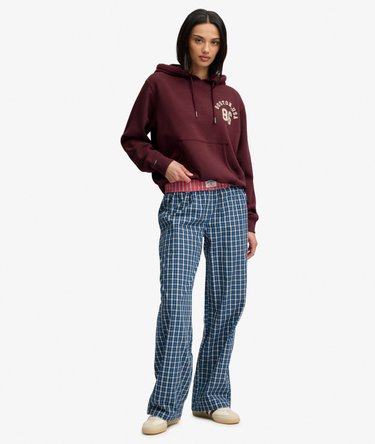 Athletic Essential Applique Lyhennetty Huppari Image 3