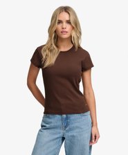 Athletic Essential T-Shirt schmale Passform