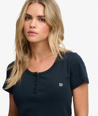 Athletic Essentials Button Down T-shirt Image 4