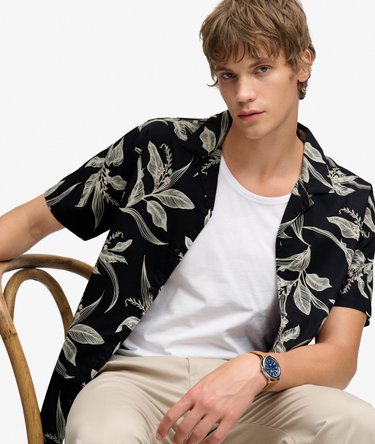Hawaiian Print Short Sleeve Shirt Image 3