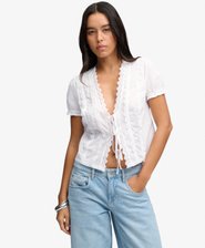 Blouse met Kant en Strikdetail