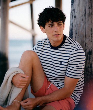 The Merchant Store- Stripe T-Shirt Image 1