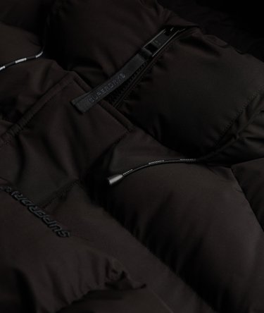 Sportliche Kapuzen-Steppjacke Image 7