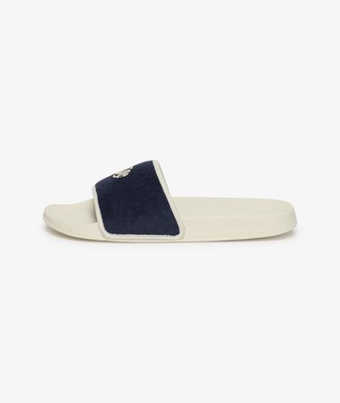 Towelling Pool Sliders Image 3