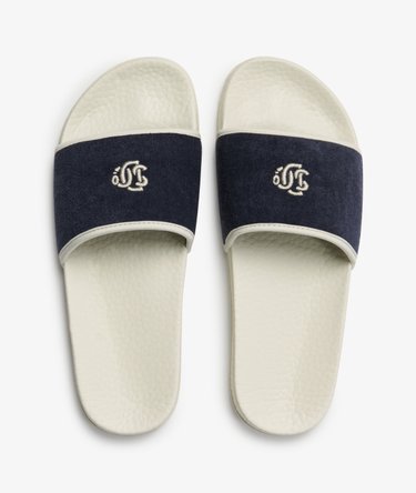 Towelling Pool Sliders Image 7