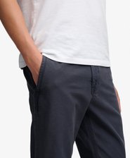 Chino-Hose mit konischer Passform