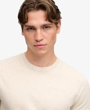 Camiseta con Logo Bordado Essential Company