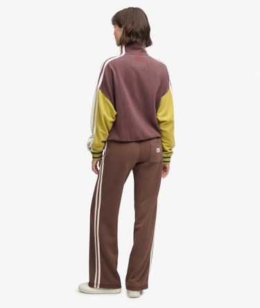 Athletic Essentials Hockey Joggers Image 5