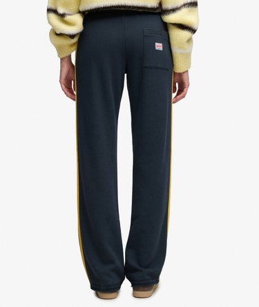 Athletic Essentials Hockey Joggers Image 4