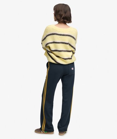 Athletic Essentials Hockey Joggers Image 5