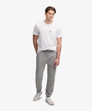Pantal&oacute;n Jogger Essential Logo Corte Ajustado