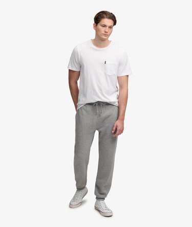 Pantal&oacute;n Jogger Essential Logo Corte Ajustado Image 1