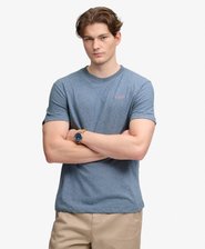 Camiseta con Logo Apilado Bordado Essential