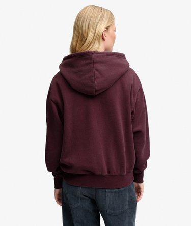 SD&Co Monogram Huppari Rento Istuvuus Image 5