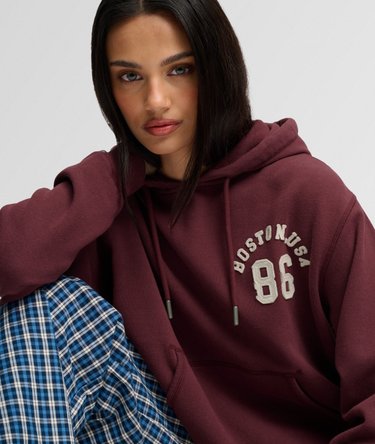 Athletic Essential Applique Crop-Hoodie Image 2