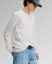 Top a maniche lunghe con taschino in cotone e lino