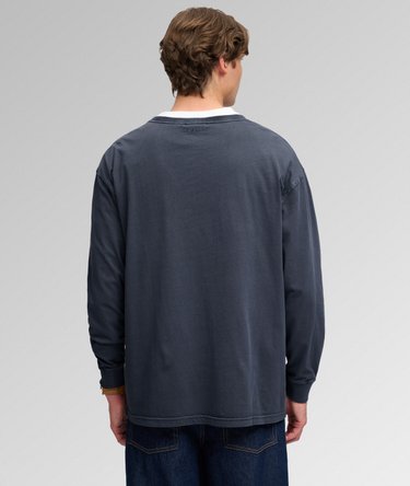 Long Sleeve Pocket T-Shirt Image 5