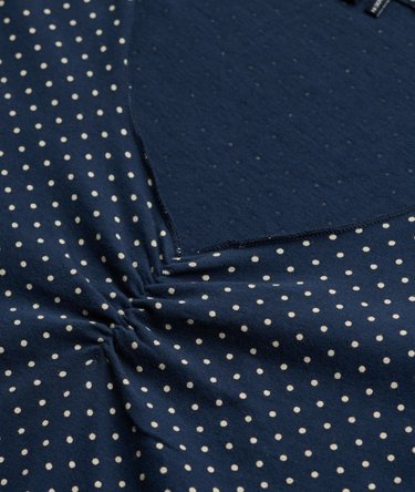 Athletic Essentials Gathered Pattern Top Image 6
