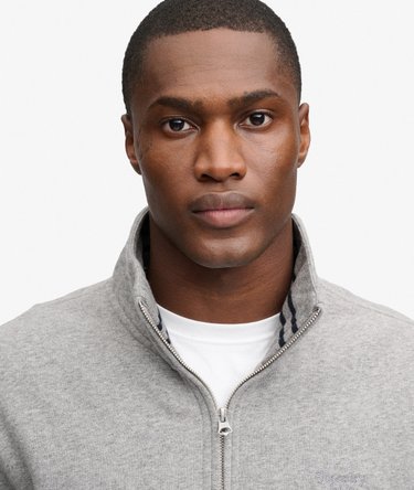 Essential Serif Logo Half Zip Sweater Relaxed Pasvorm Image 4