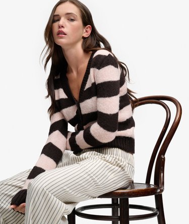 Brushed V-Neck Lightweight Cardigan Image 3