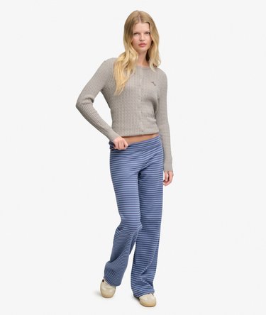 Lightweight Essential Cardigan Image 3