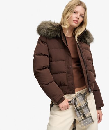 Everest Kapuzenjacke mit schmaler Passform Image 1
