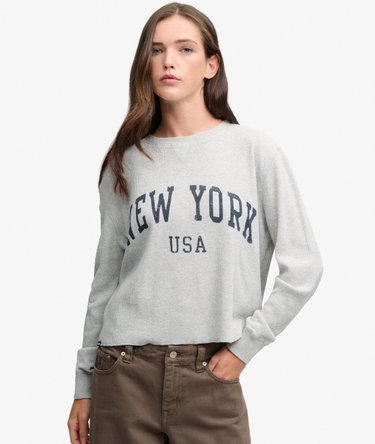 Athletic Essential Graphic Long Sleeve Top Image 4